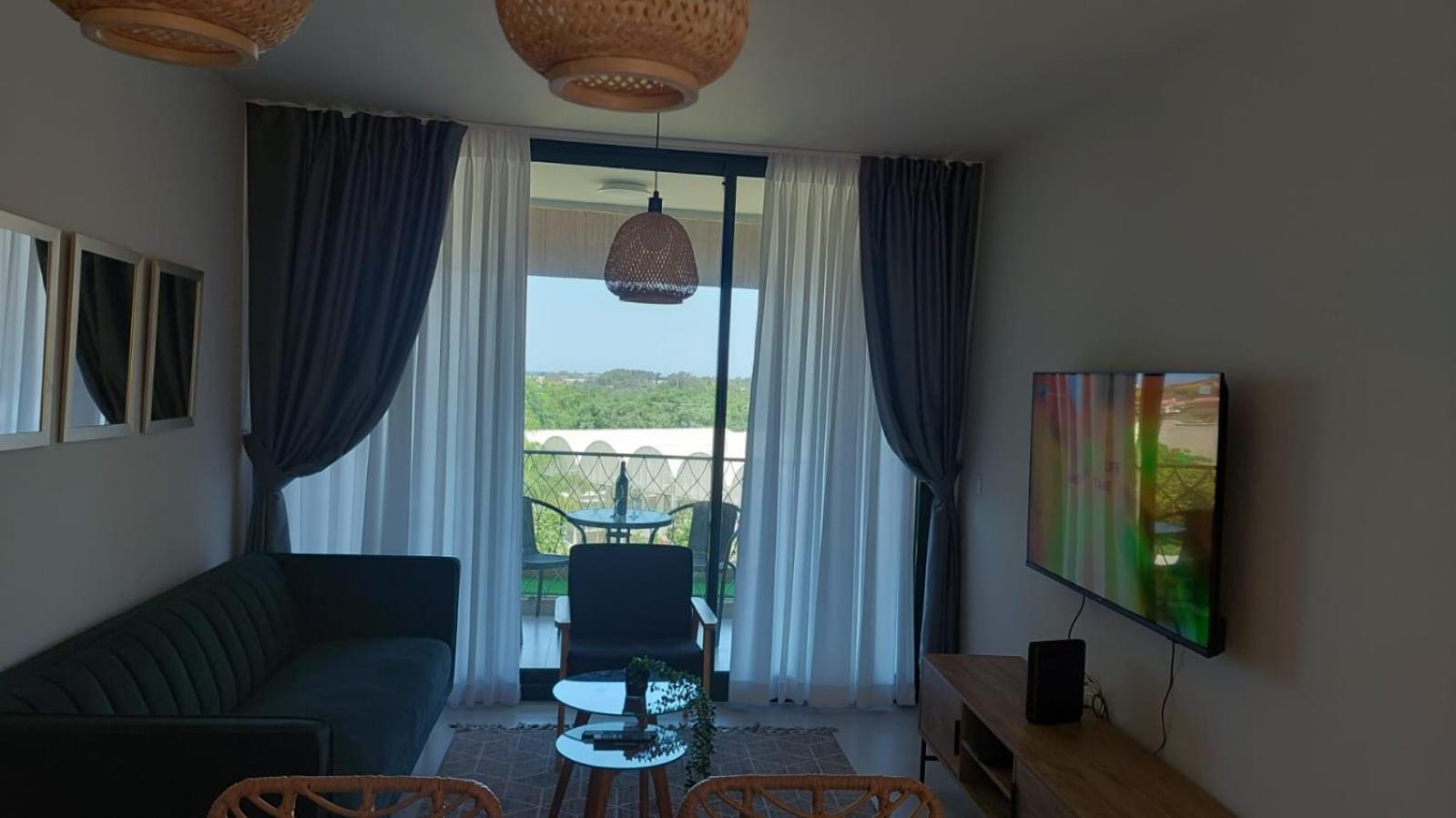 Liz Suite Cesarea Exterior foto