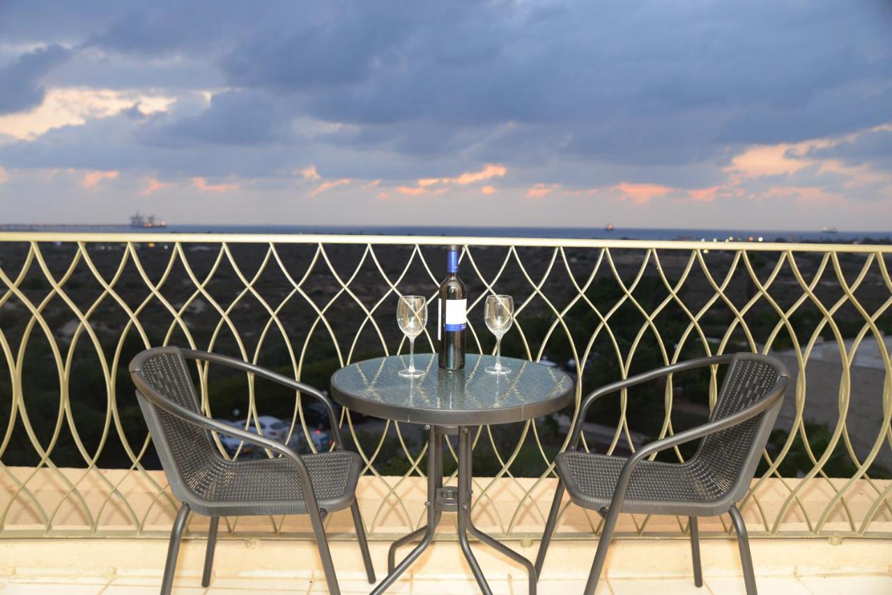 Liz Suite Cesarea Exterior foto